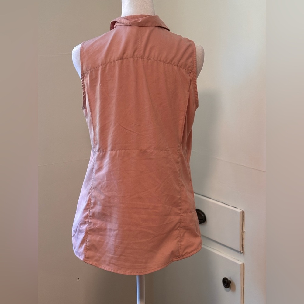 Columbia Sleeveless Collared Hiking Tank - Picture 3 of 5